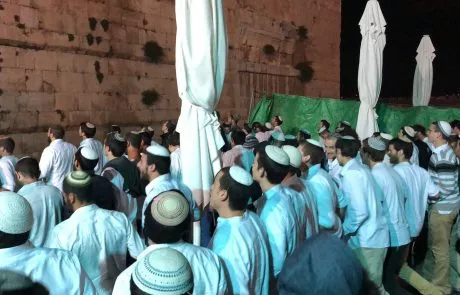 חגיגות שחרור ירושלים ברחבה הדרומית של הכותל